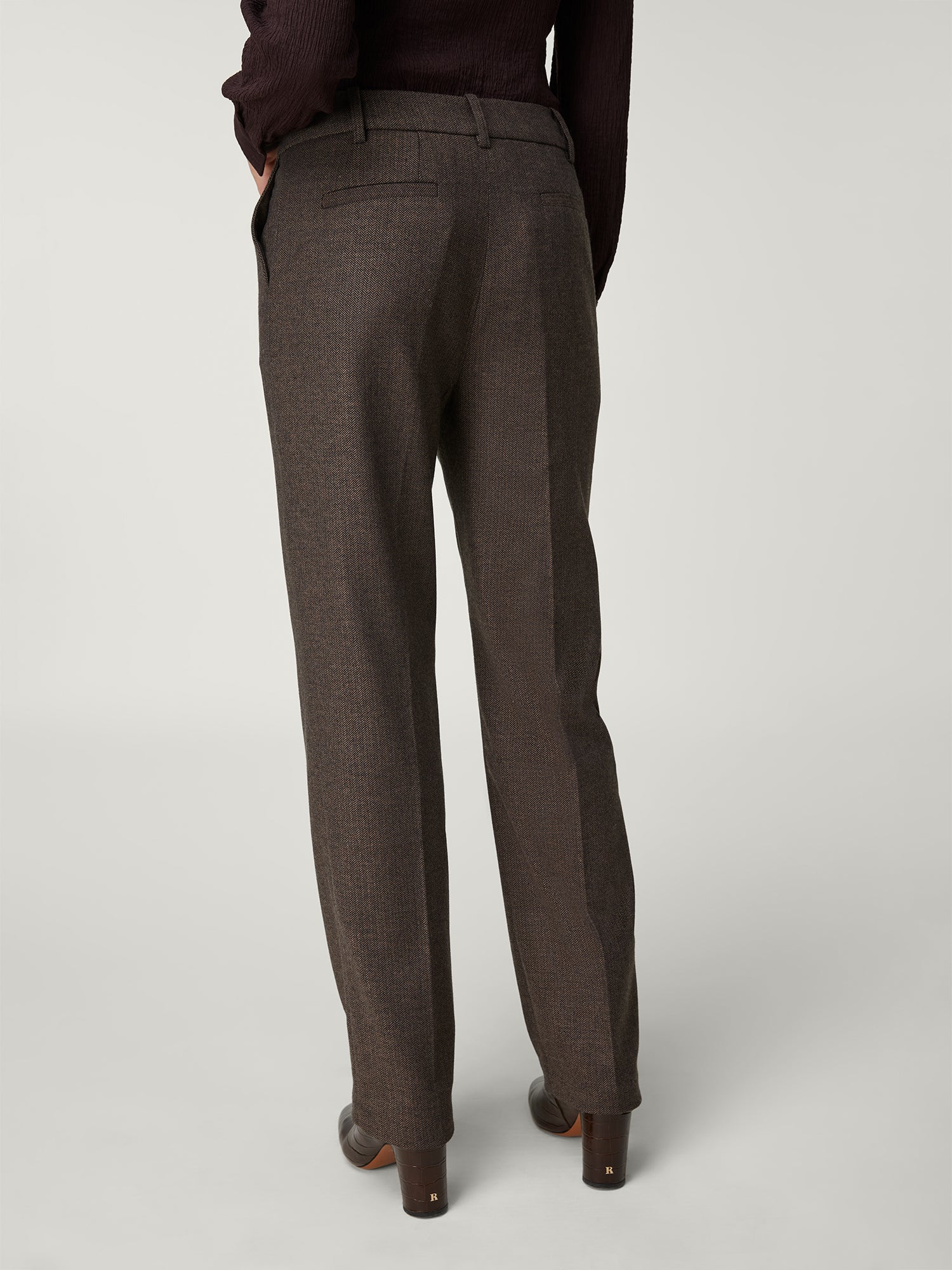 Classic straight pants in brown wool | Rouje